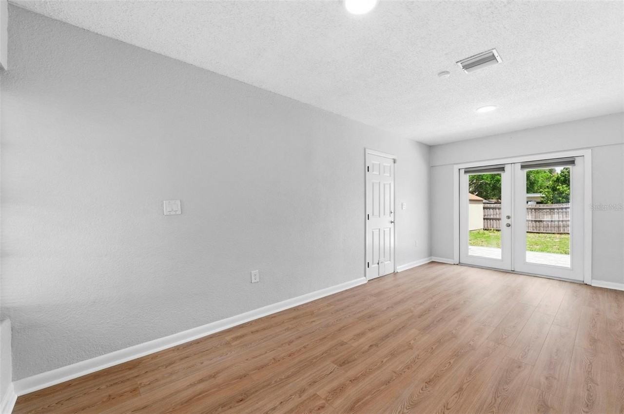 1600 Sherwood St - Photo 7 of 39