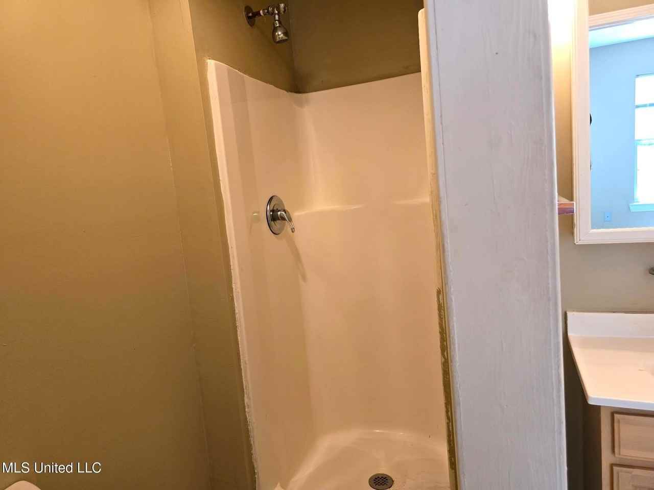 18037 W Third St - Photo 6 of 9