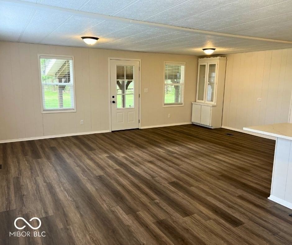 6640 N 225 W - Photo 4 of 34