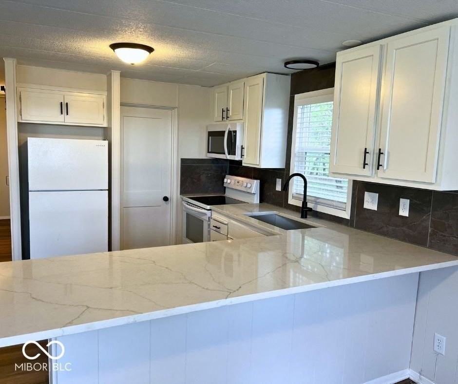 6640 N 225 W - Photo 5 of 34