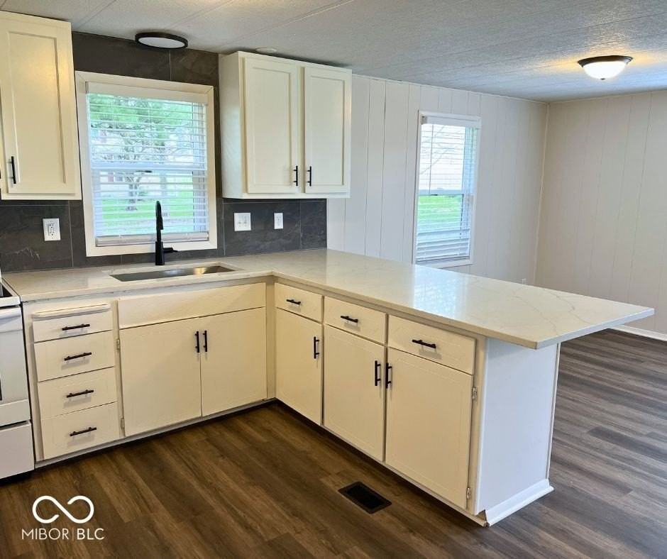 6640 N 225 W - Photo 6 of 34