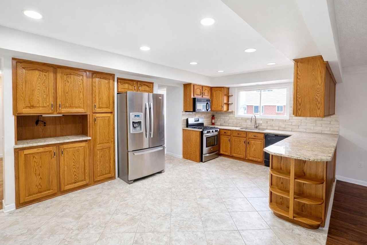 39327 Timberlane Dr - Photo 7 of 23