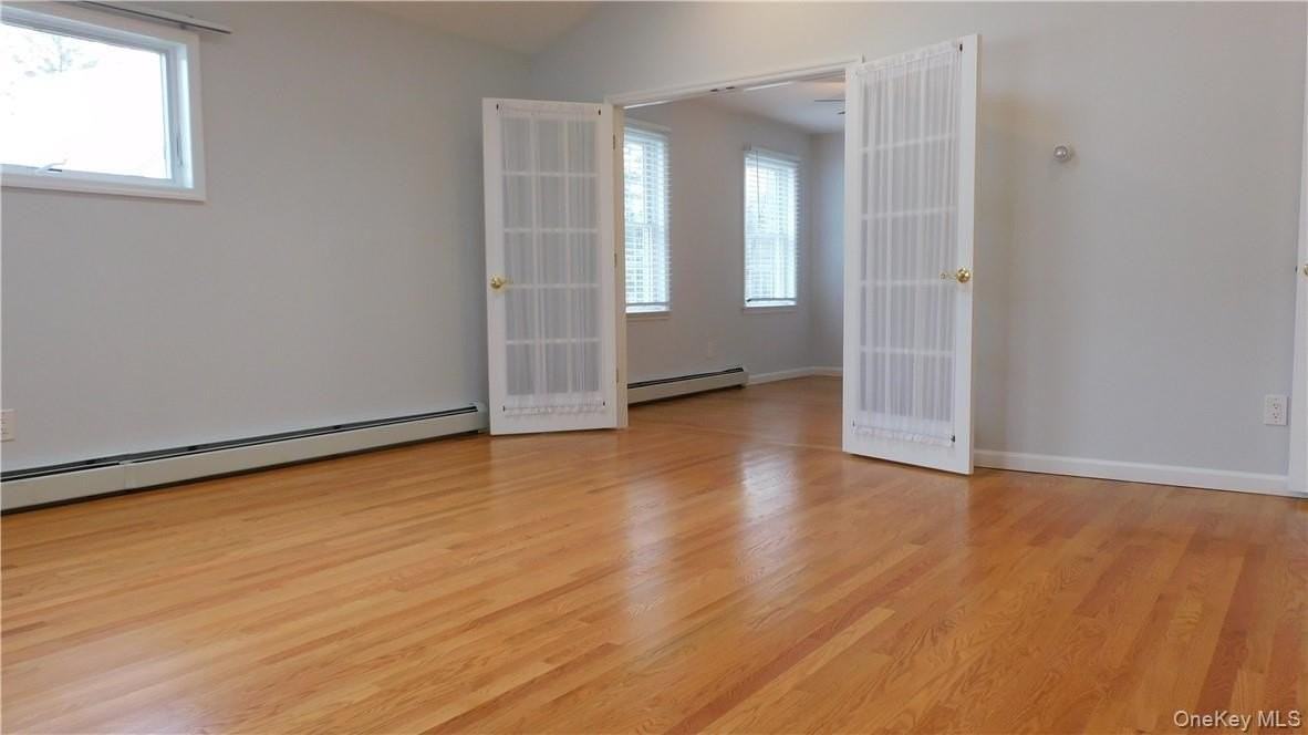 10 S Nauraushaun Rd - Photo 7 of 21