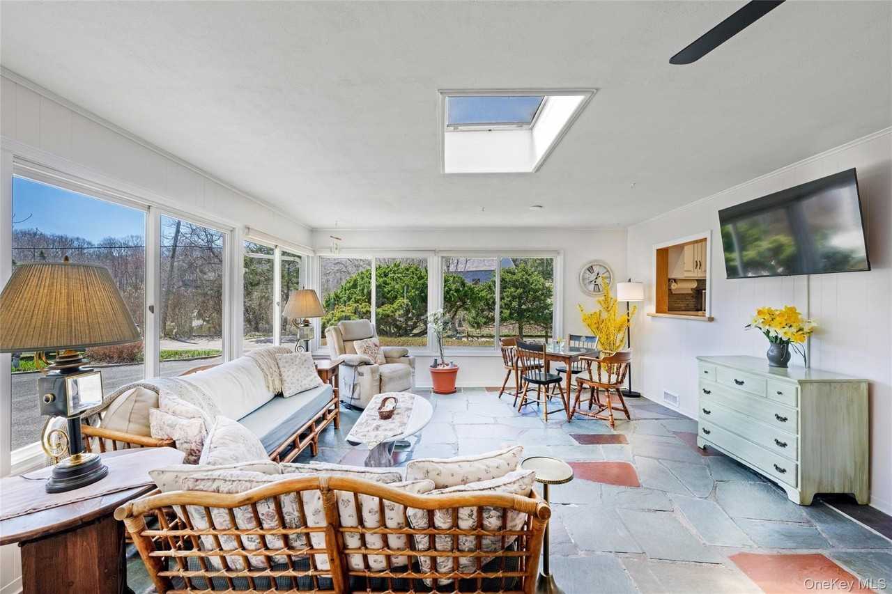 1100 Huntington Blvd - Photo 4 of 19