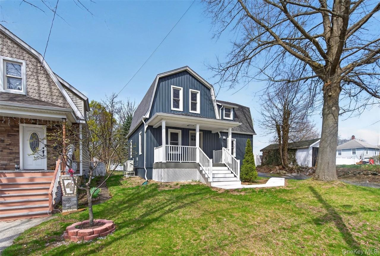 62 Poplar St - Photo 2 of 35