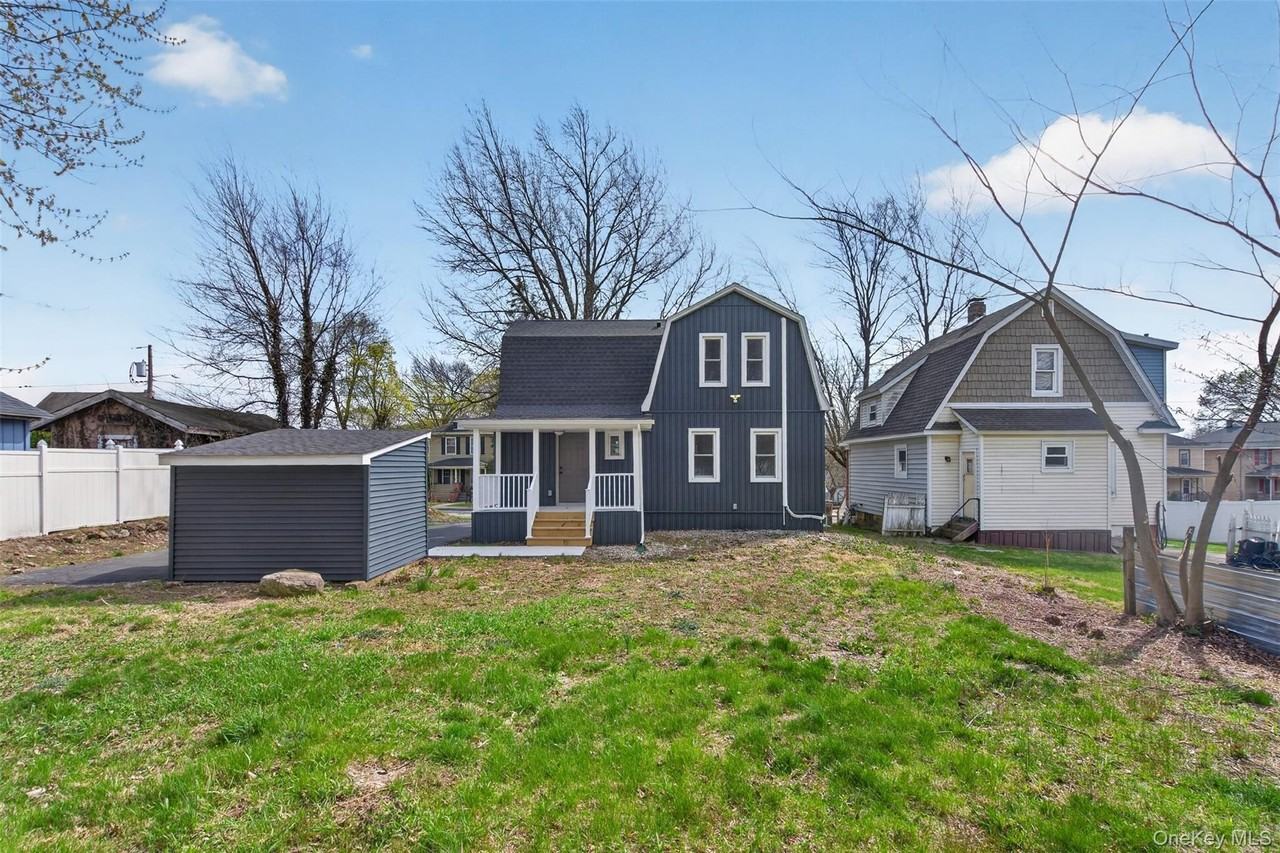 62 Poplar St - Photo 5 of 35