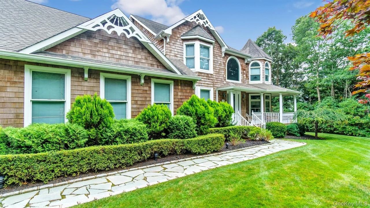 151 Chardonnay Dr - Photo 7 of 40