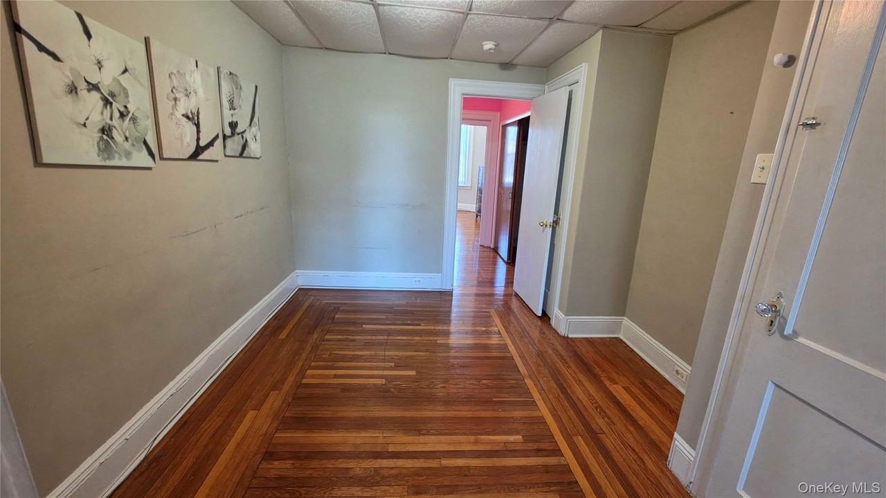 6024 70th Ave - Photo 5 of 11