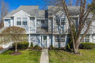 3 Evergreen Way - Photo 1 of 1