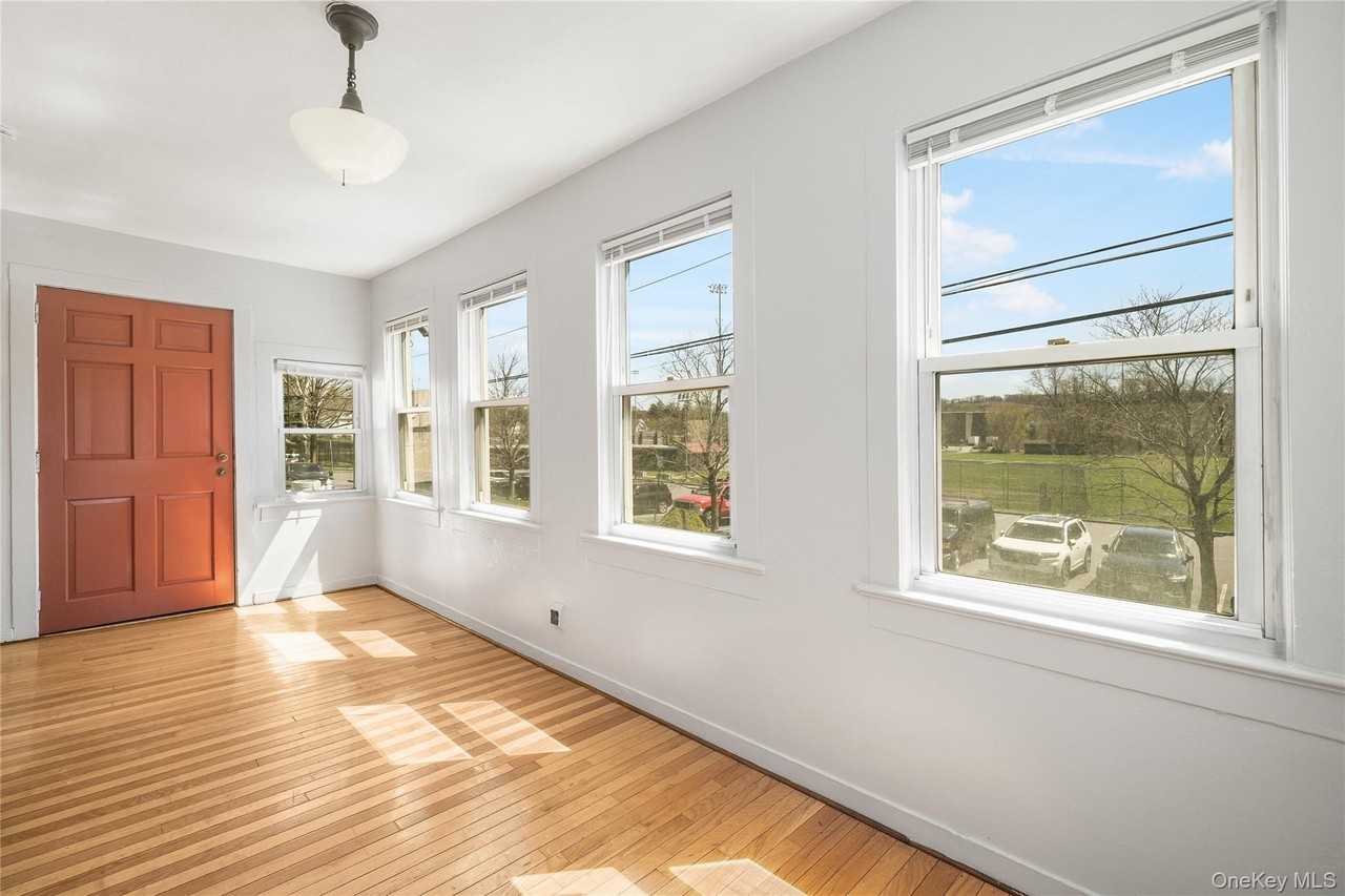 33 Hopper St #1stFL - Photo 2 of 16