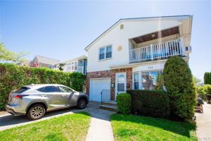 featured image of 552 E Walnut St #UPPER