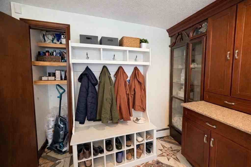 183 Forest St #B - Photo 5 of 15