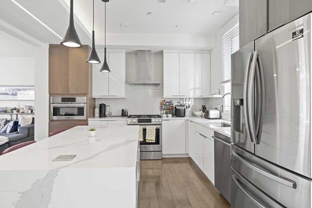 86 Fremont St #2 - Photo 7 of 29