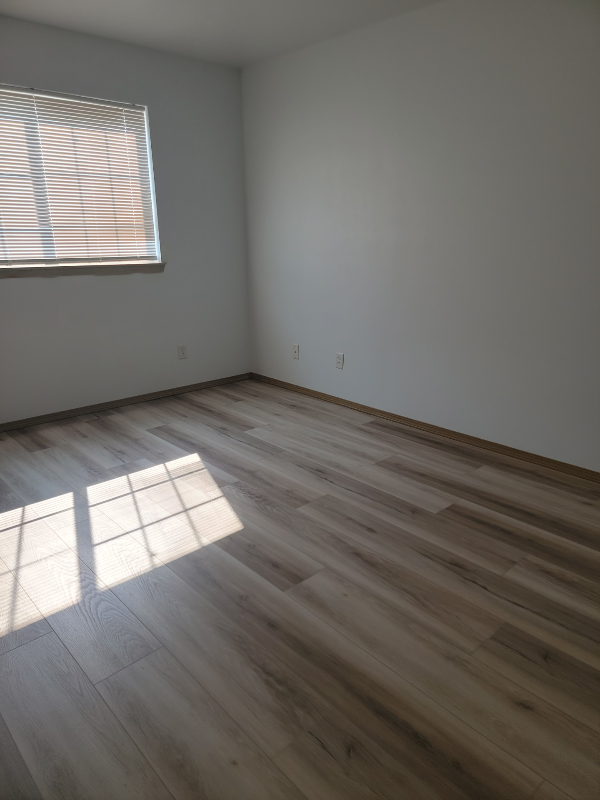 1755 D St #A - Photo 5 of 19