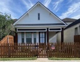 featured image of 110 Miramar Blvd