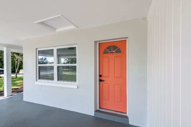 763 Ne 12th St - Photo 5 of 37