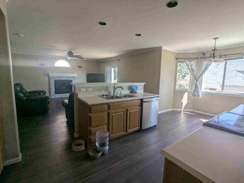 3792 S Gibralter St - Photo 4 of 13