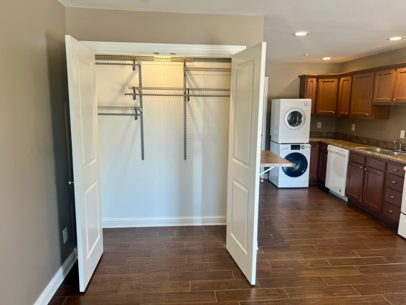 1604 Spring Valley Dr #9 - Photo 6 of 19