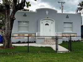 featured image of 2971 Southwest 38th Avenue #FD