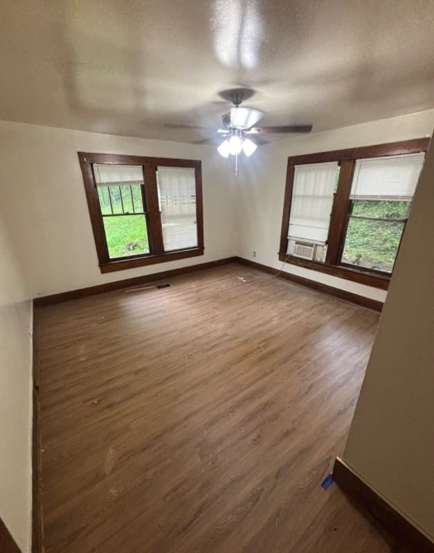 3515 Carver Ave Sw - Photo 7 of 29