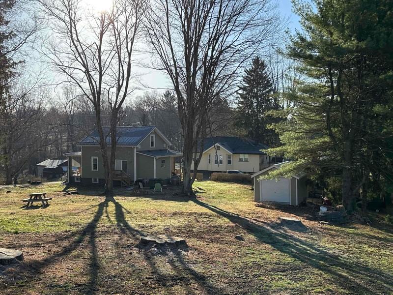 35 Lyle Rd - Photo 2 of 11