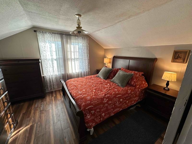 35 Lyle Rd - Photo 3 of 11