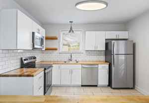 1215 Emmett Ave - Photo 1 of 1