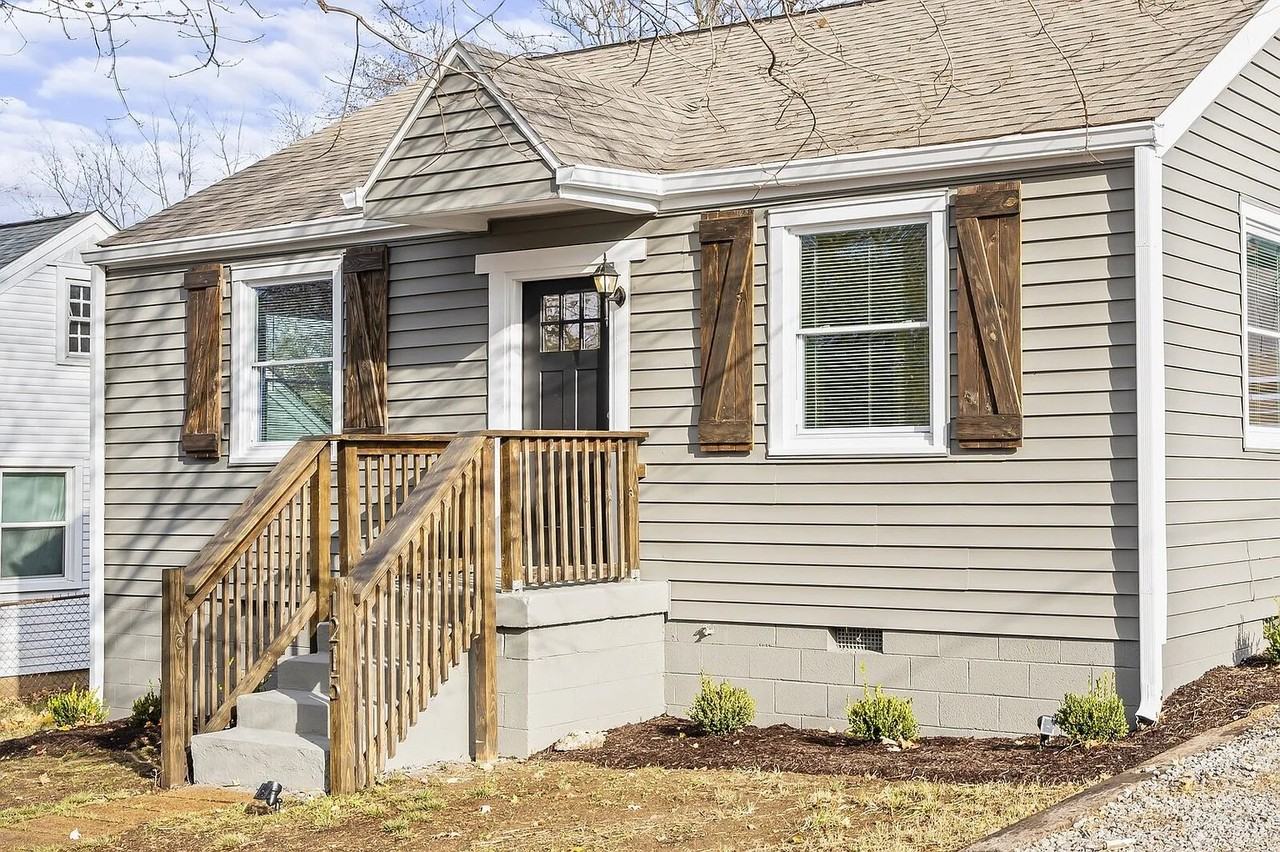 1215 Emmett Ave - Photo 3 of 20