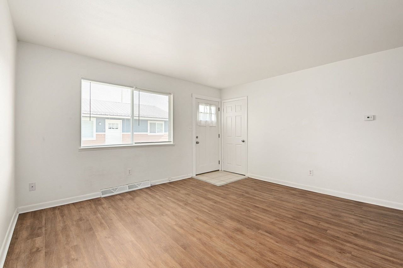 4031 Goodell Ln #5 - Photo 4 of 10
