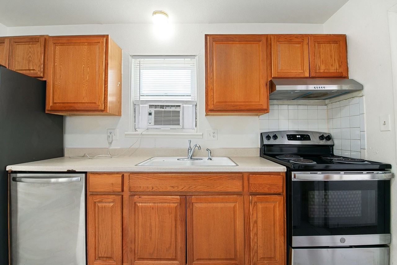 4031 Goodell Ln #5 - Photo 6 of 10