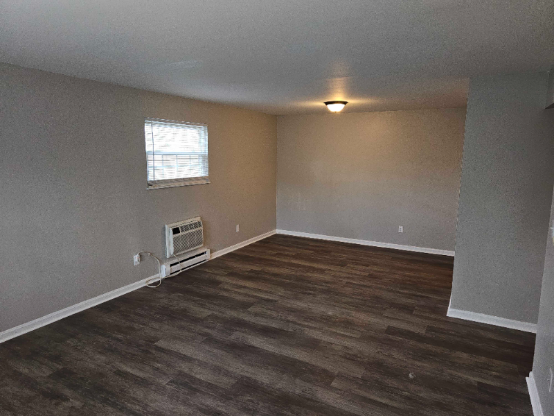 5856 Highview Dr #03 - Photo 5 of 15