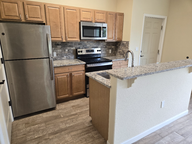 430 W Pikes Peak Ave - Photo 5 of 17