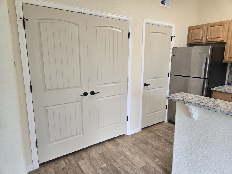 430 W Pikes Peak Ave - Photo 6 of 17