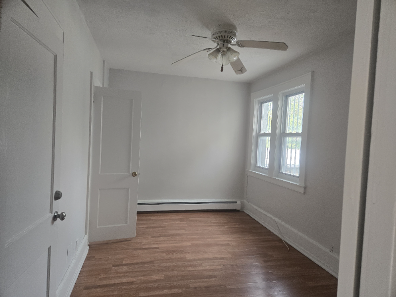 1149 S Orange Ave #3 - Photo 4 of 9