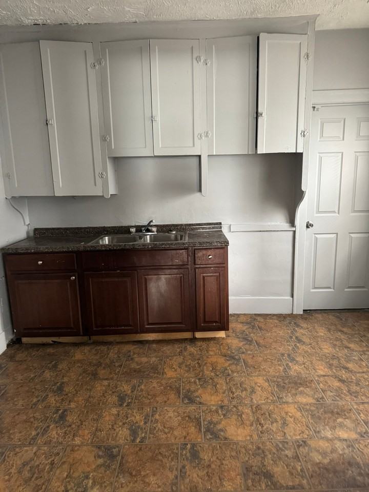 5378 Maxwell St #5378 - Photo 3 of 12