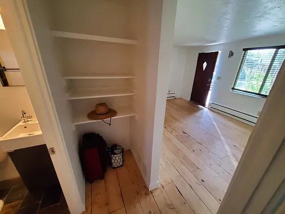 403 23rd St #8 - Photo 7 of 10