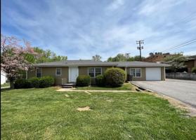 featured image of 1604 E 9th St #A