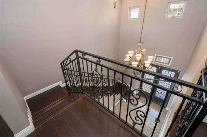 9439 Eucalyptus St - Photo 2 of 16