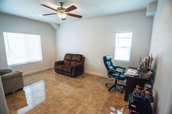 9439 Eucalyptus St - Photo 7 of 16