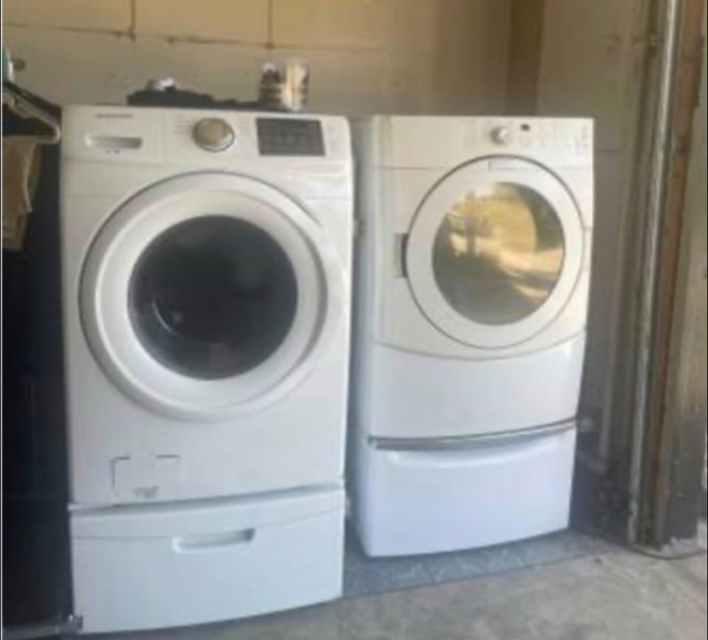 315 Osborne St - Photo 6 of 24