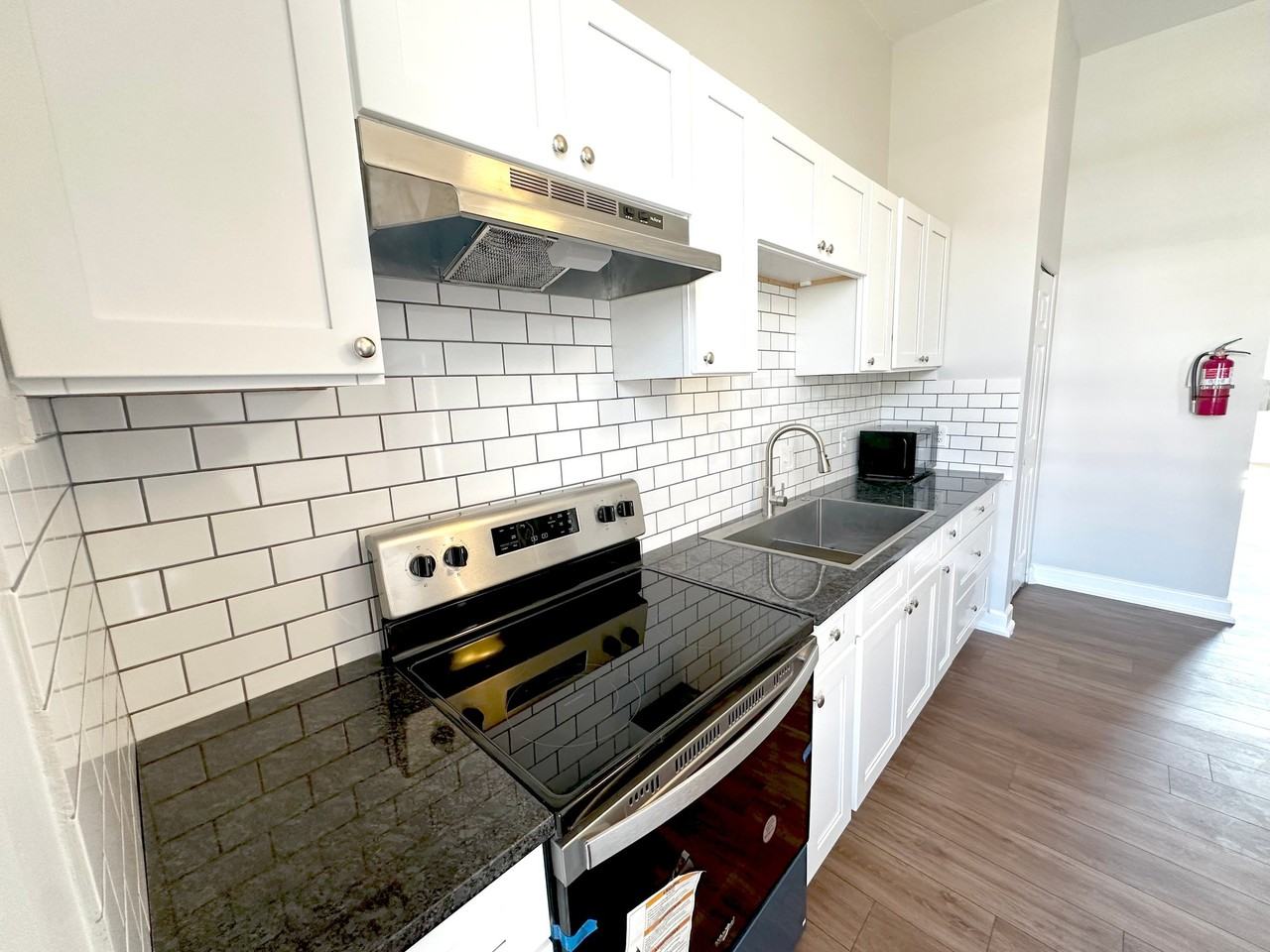 234 Locust St #1 - Photo 3 of 12