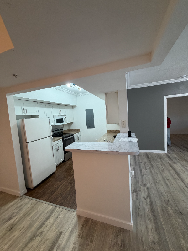 200 Sw 117th Ter #10206 - Photo 3 of 15