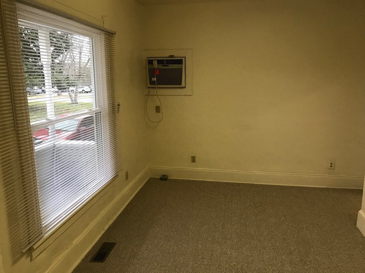 616 John Marshall Dr - Photo 7 of 19