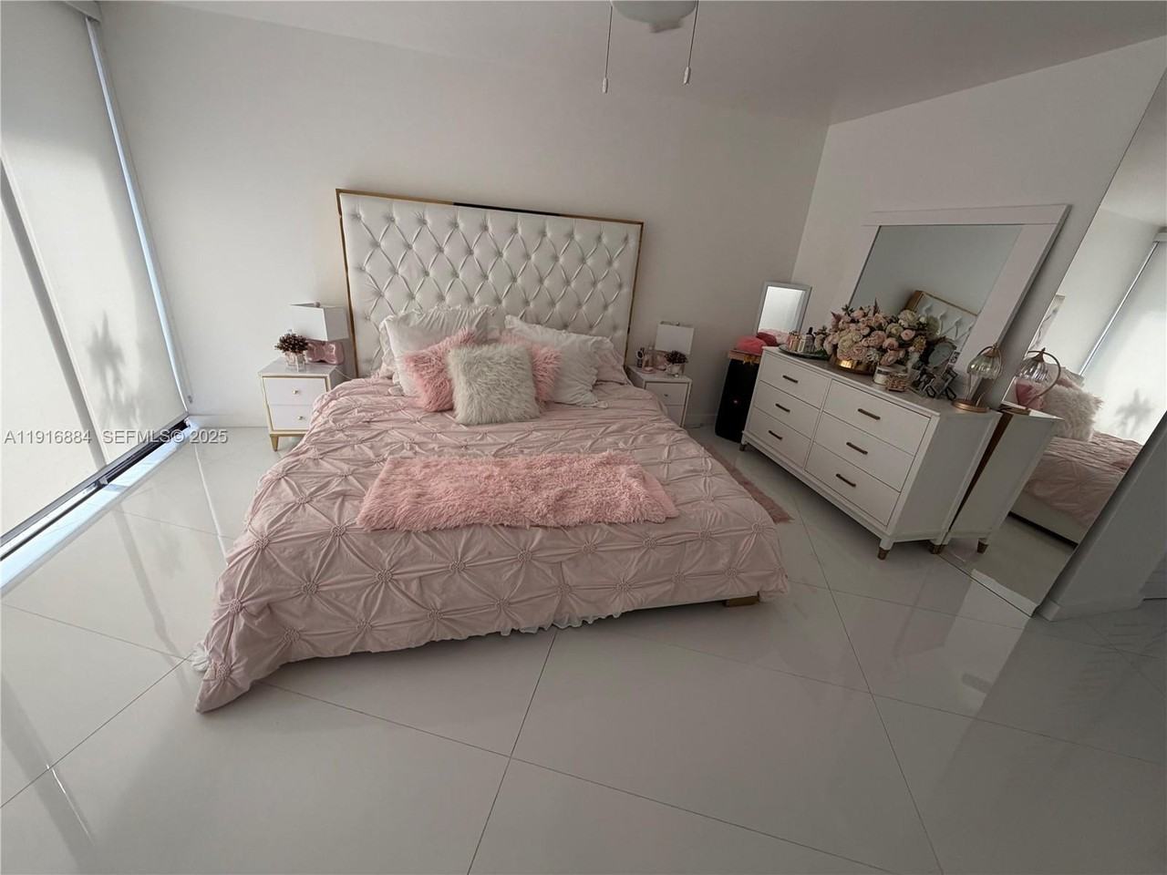 13198 Southwest 10th Street - Photo 6 of 22