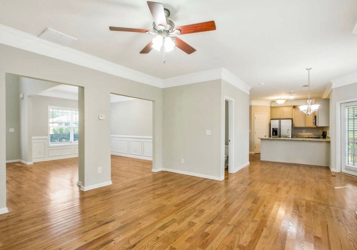 2517 Brentford Pl - Photo 5 of 13