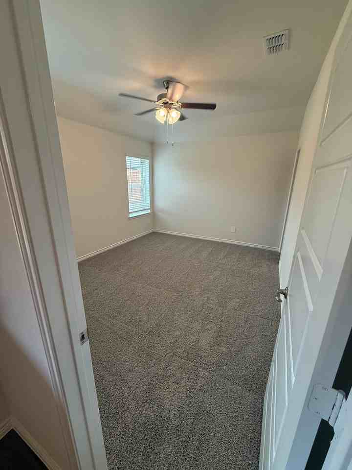 10325 Barron Dr - Photo 6 of 12