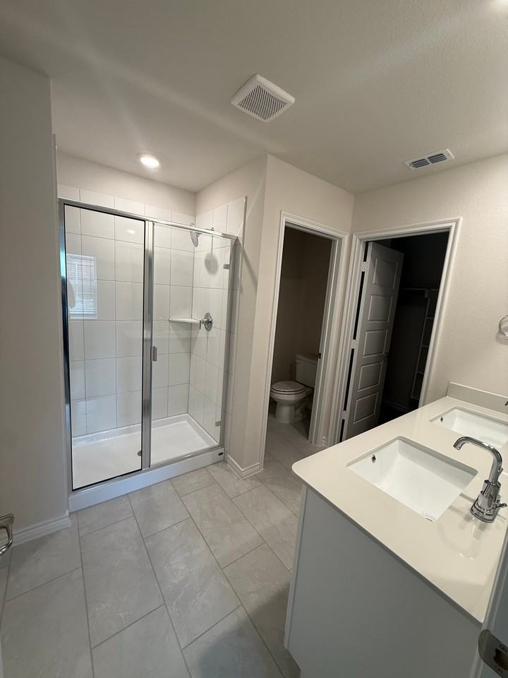 10325 Barron Dr - Photo 7 of 12