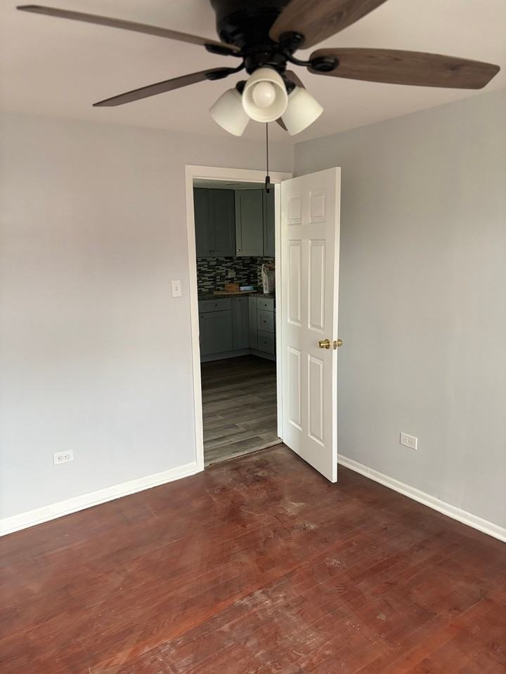 322 W 116th St #2 - Photo 5 of 16