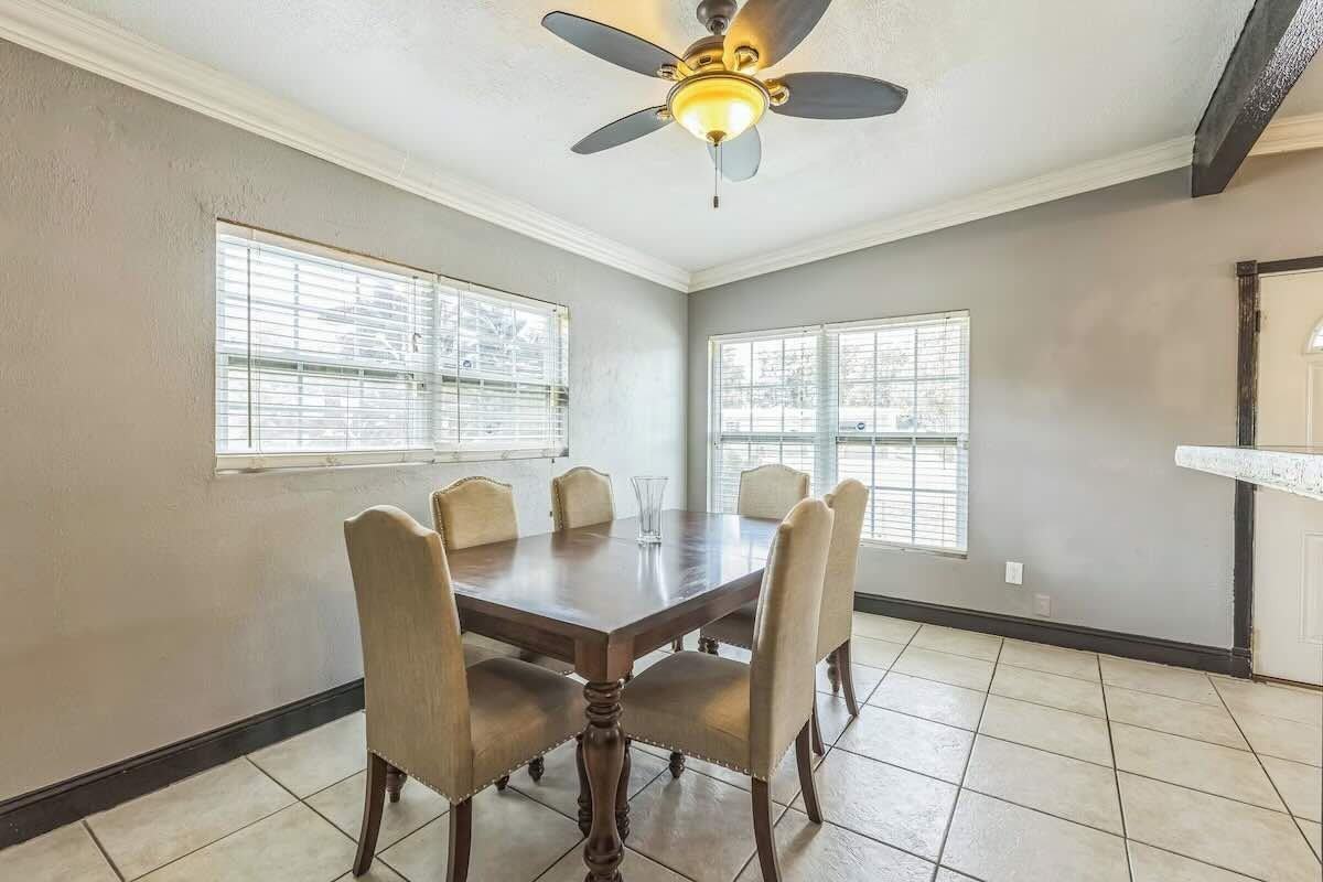 911 26th Street Ct E #A - Photo 4 of 15