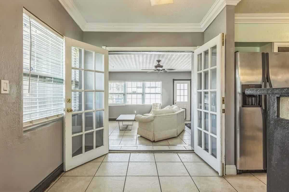 911 26th Street Ct E #A - Photo 5 of 15